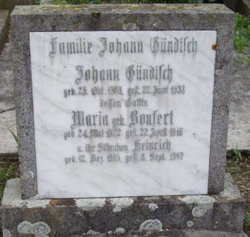 Guendisch Johann 1868-1938 Bonfert Maria 1872-1916 Grabstein